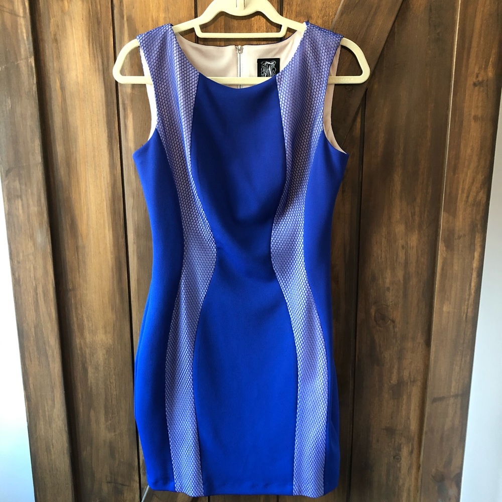 Beautiful fitted Jax dress!